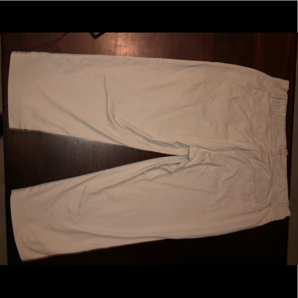 Capris - Picture 3 of 7